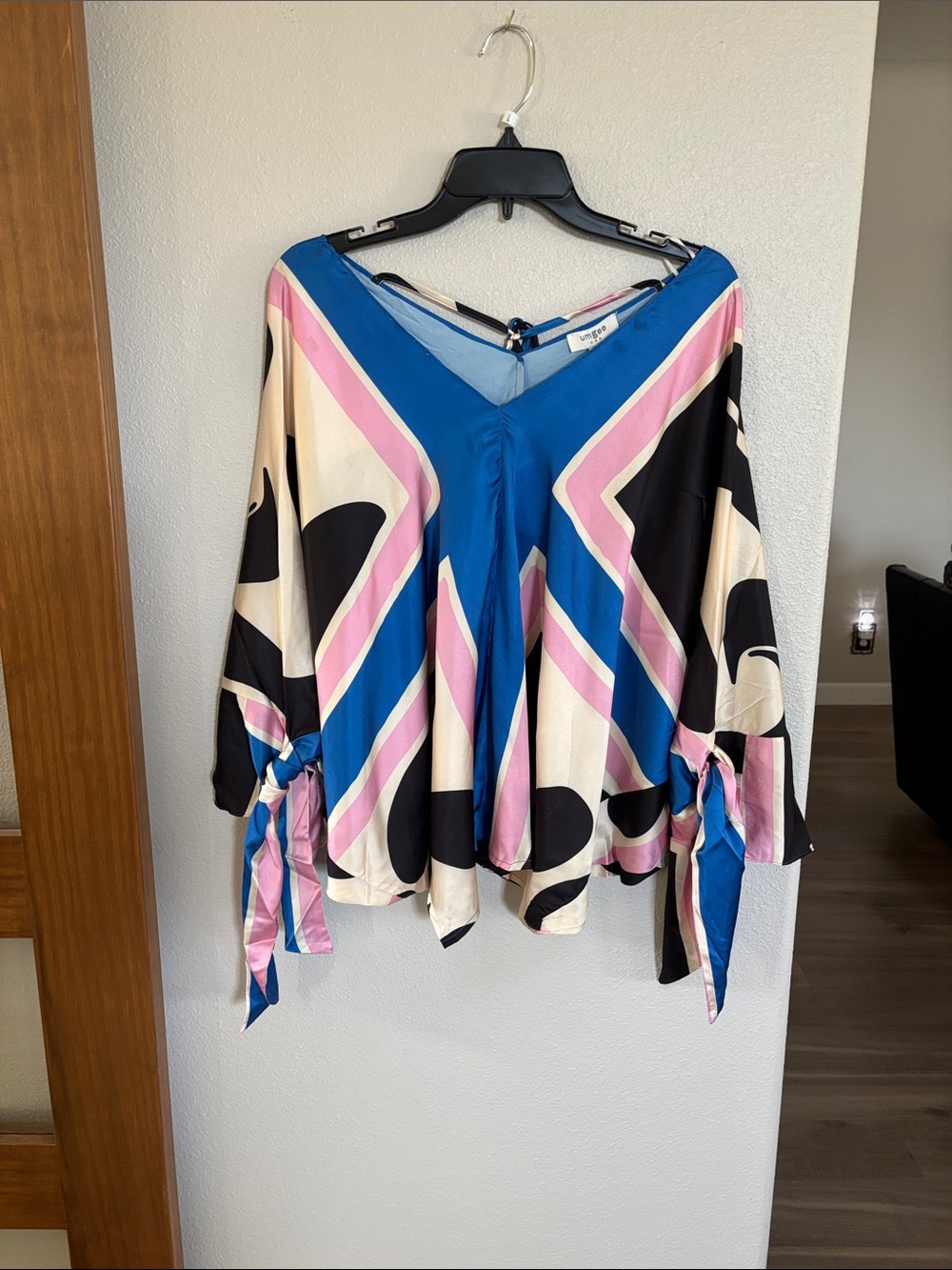 Umgee Blue, Pink & Cream Geometric V-Neck Tunic